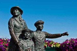 Annie Moore memorial, Cobh